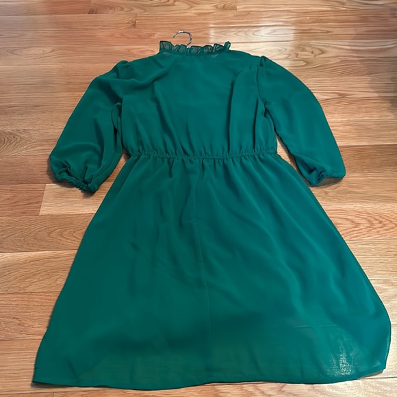 Forever 21 green dress - Picture 5 of 5